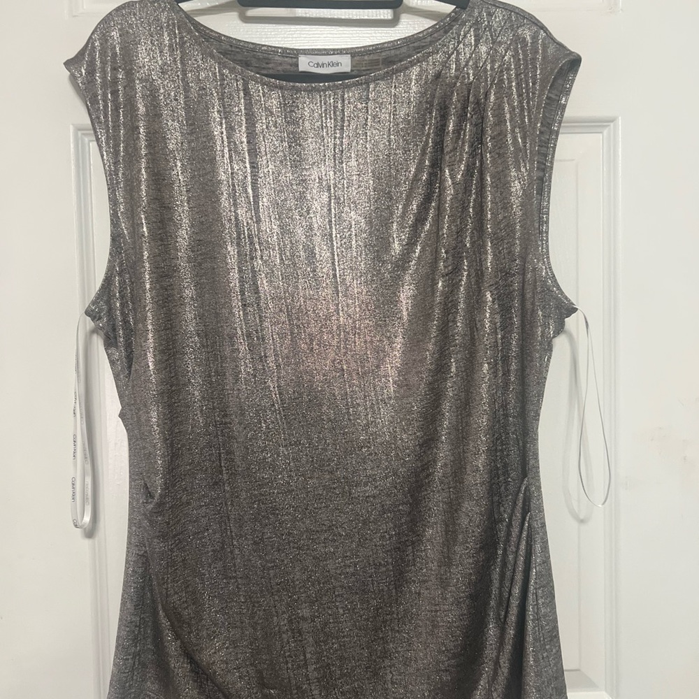 Calvin Klein Women’s SZ M Sleeveless Blouse
